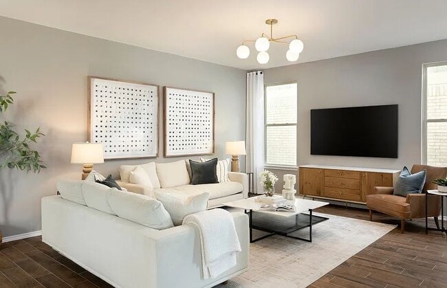 Photo - 313 Redonda Dr