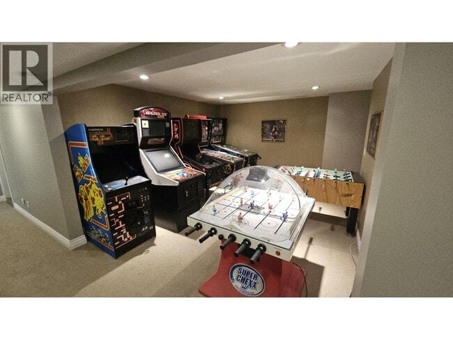 Photo - 376 Richard St