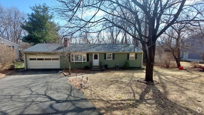 Building Photo - Charming 3-bedroom, 2.5-bathroom house loc...