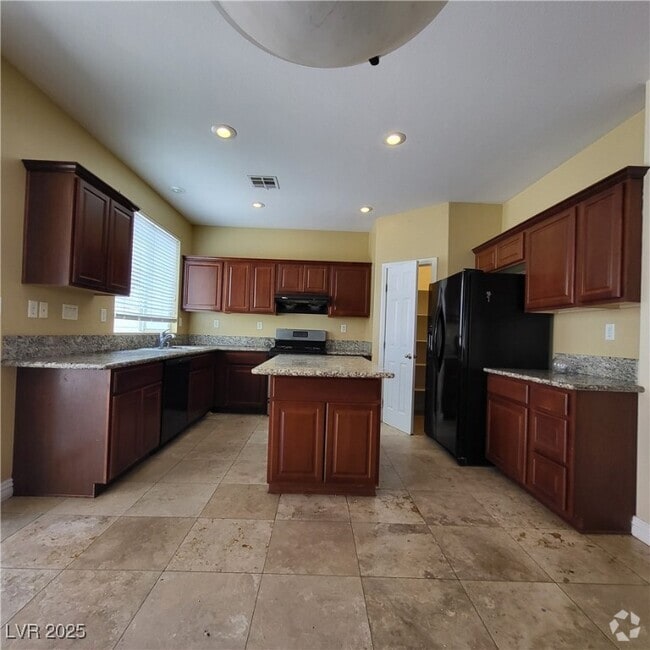 Building Photo - 9957 Ridgehaven Ave Rental