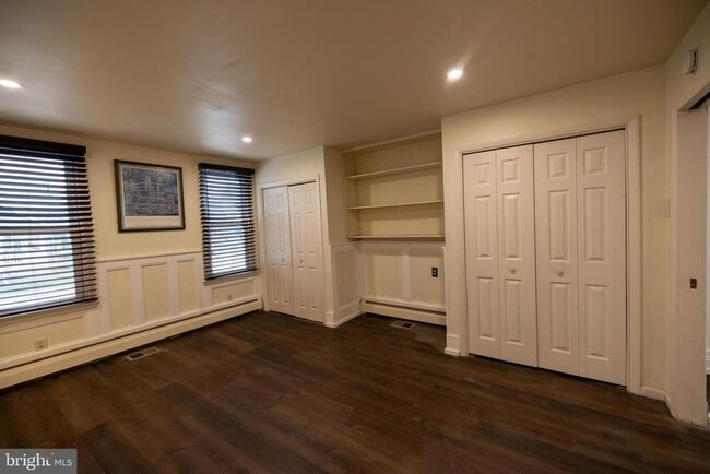 Building Photo - 103 E Montgomery Ave