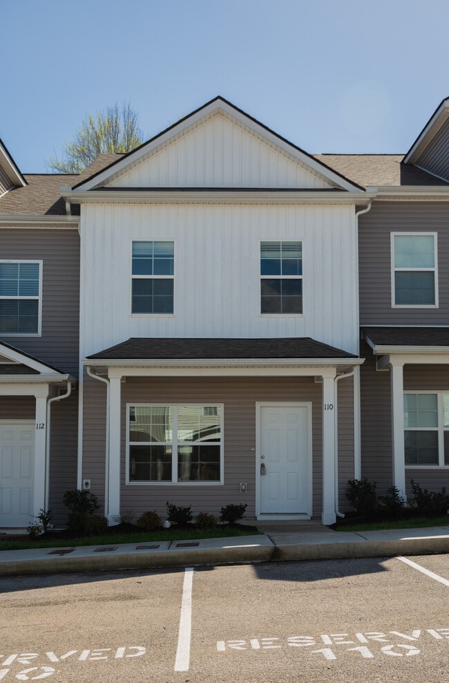 Building Photo - 110 Kathryn Ct