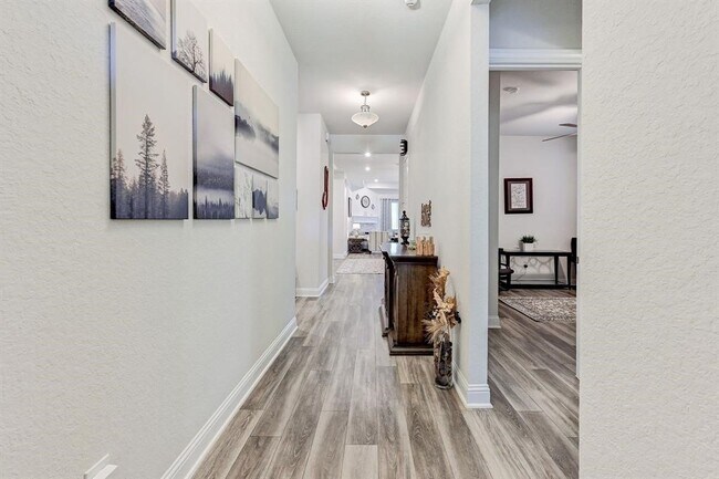 Photo - 4221 Davis Oak Dr