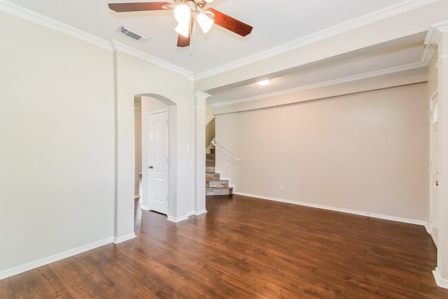 Photo - 6176 Galloway Ln