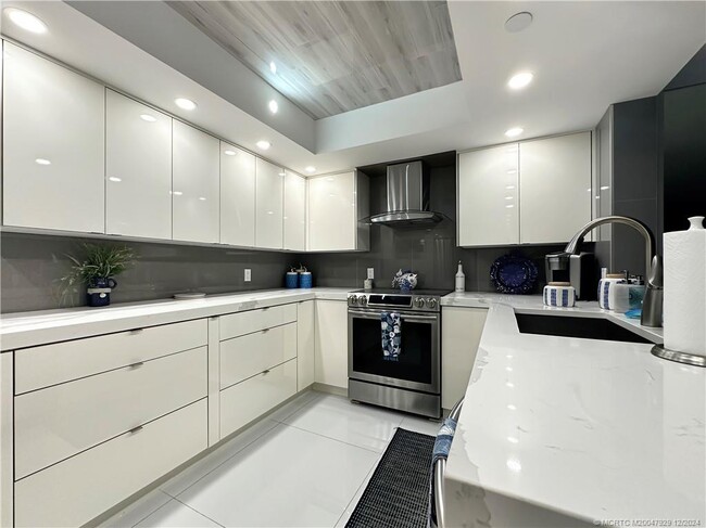 Photo - 8750 S Ocean Dr Unidad 232 Rental