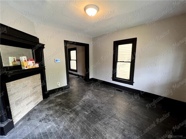 Photo - 1512 McLain St