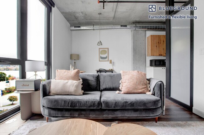 Photo - 1346 4th St SE Unit FL5-ID329