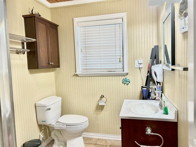 Photo - 1256 Canal E
