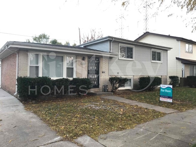 Building Photo - 13329 S Mackinaw Ave