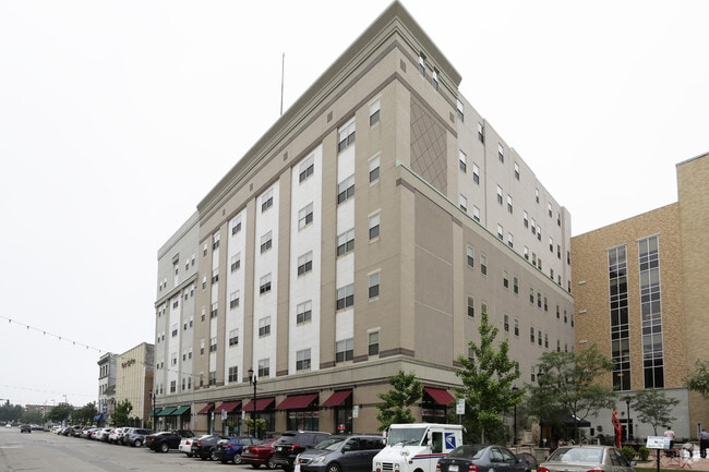Robertson's Senior Apartments