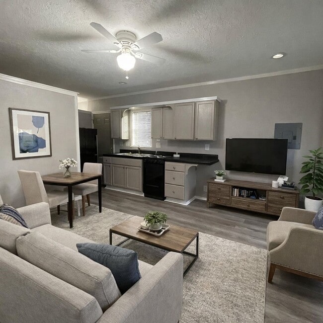 Photo - 4801 14th St