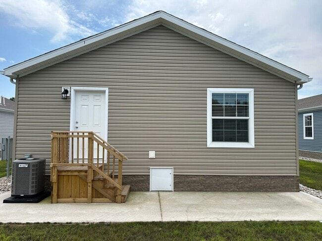 Photo - Ellis Landing Unit Lot 14