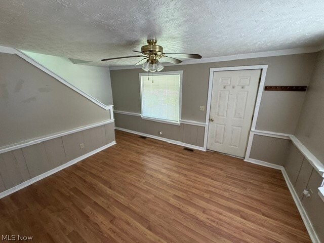 Photo - 12835 Painesville Warren Rd