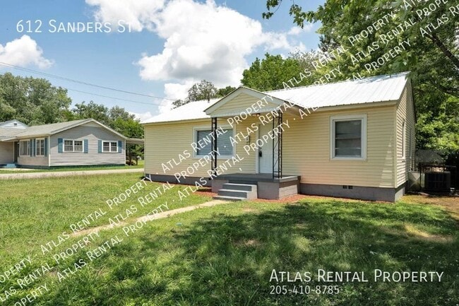 Photo - 612 Sanders St