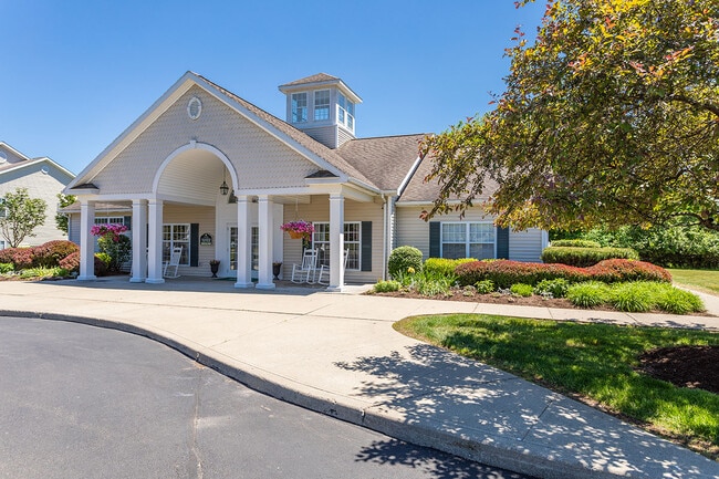 WoodsEdge Apartments