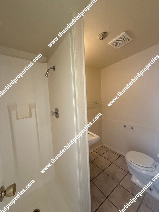 Photo - 1622 Coal Ave SE Unit B (PG3000396)
