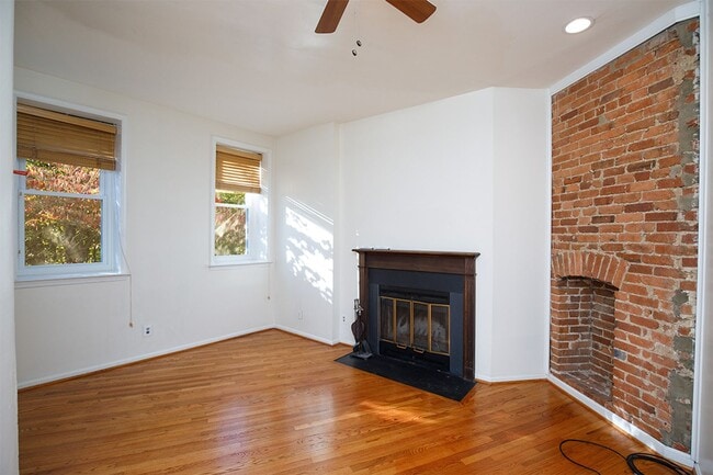 Photo - Charming Hill East One Bedroom