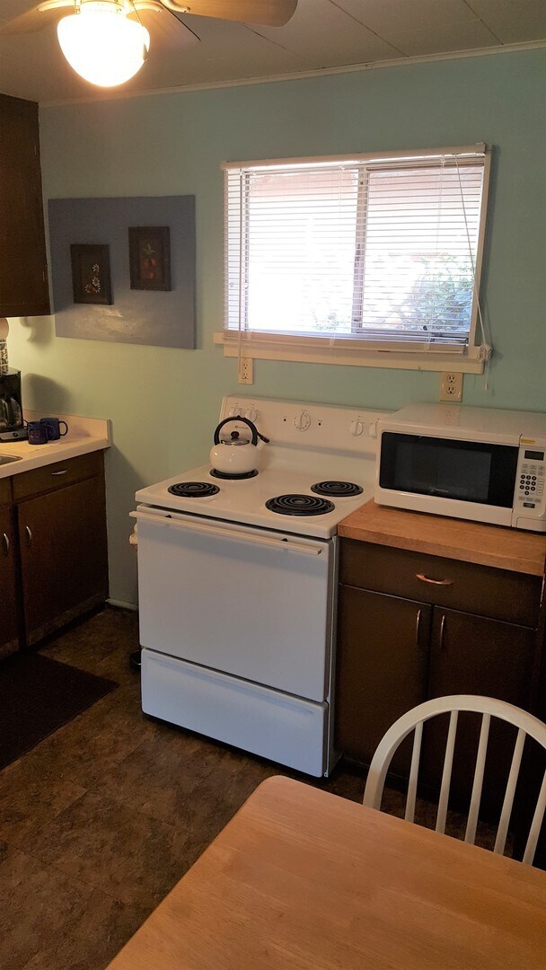 Photo - ROSE TREE INN - UPTOWN SEDONA- FURNISHED ... Unit 2