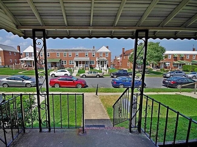 Photo - Desirable Dundalk Maryland 3 bedroom3 Full...
