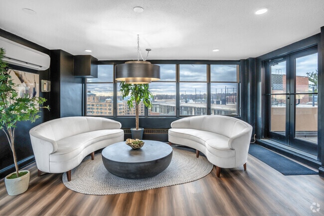Rooftop Clubhouse