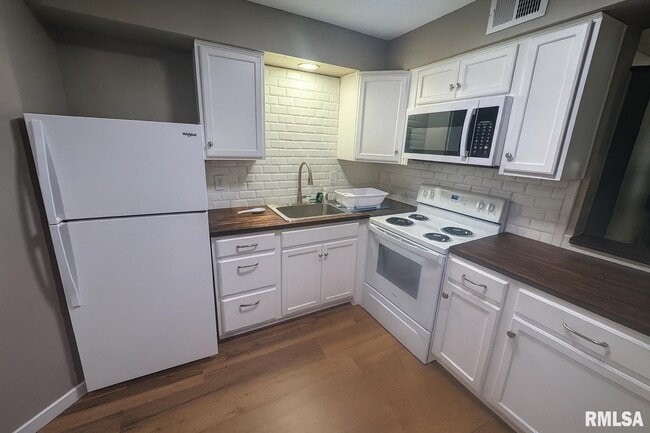 Photo - 2626 W Willowlake Dr Unit 424