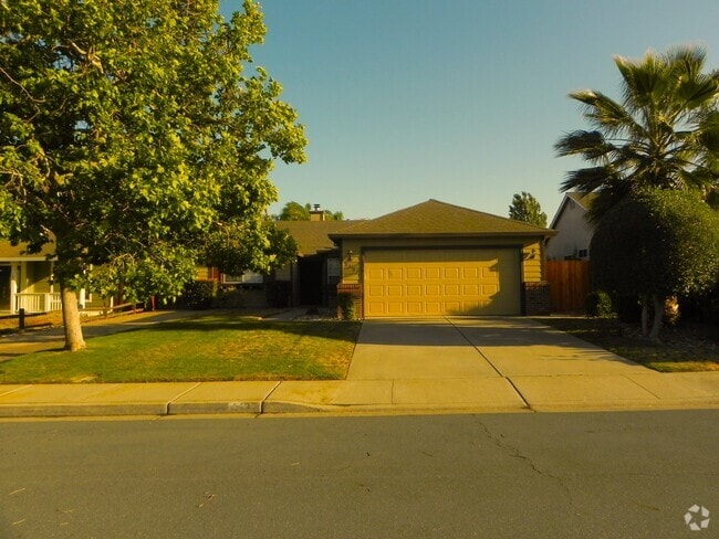 Building Photo - 2137 El Lago Dr Rental