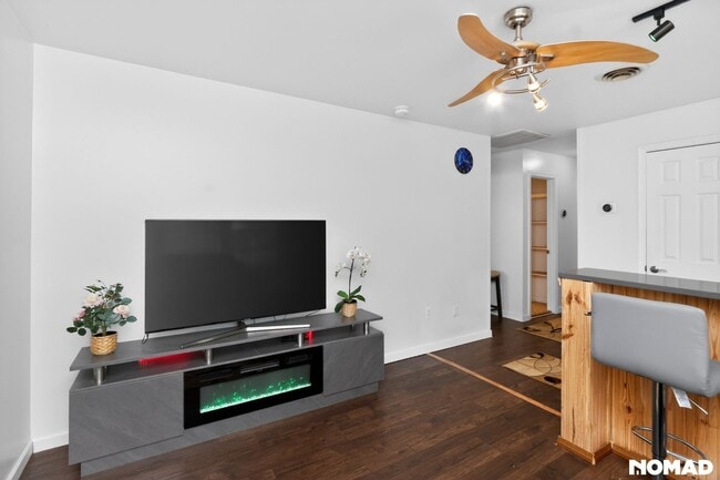 Photo - 14714 Edgewater Dr