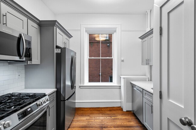 Photo - 284 Orange St Unit 101