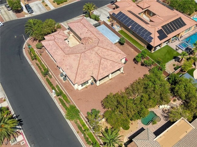 Photo - 7286 Mt Kearsarge St