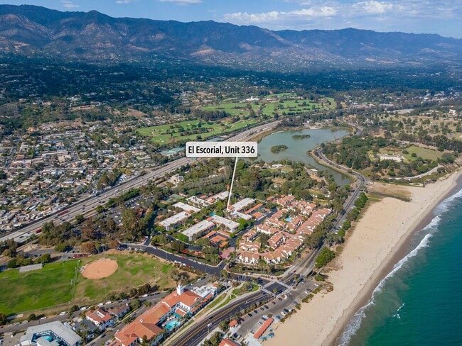 Photo - Extremely Rare Opportunity – 2 Bed / 2.5 B...