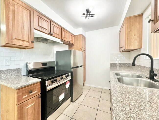 Photo - 6561 Fulton Ave