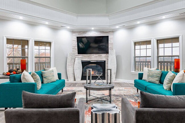 Photo - Timber Lakes at Red Bridge