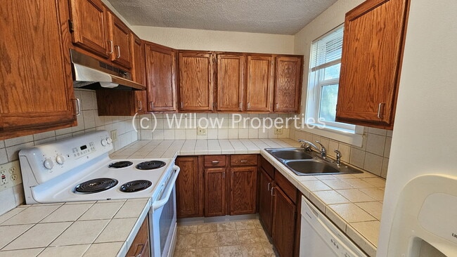 Photo - Quaint Two Bedroom in Lakewood