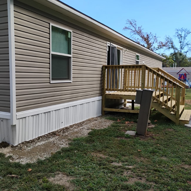 Photo - 98 Deerwood Park