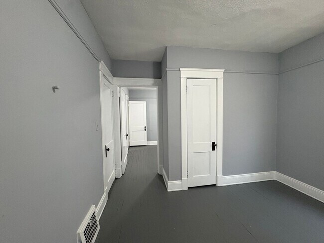 Photo - 15624 Halliday Ave Unidad 15624 Halliday Ave DOWN