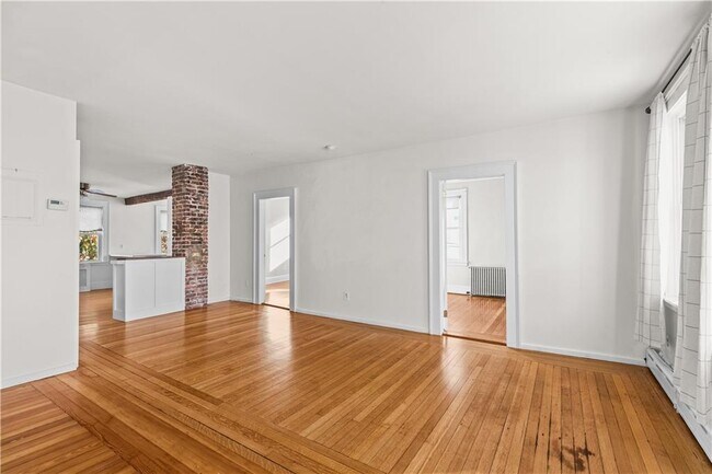 Photo - 24 Atlantic St