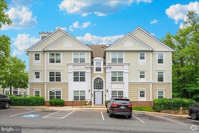 Building Photo - 112 Kendrick Pl Unit 22 Rental