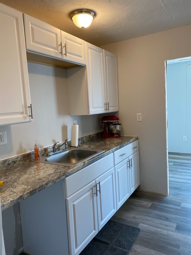 Building Photo - 181 N 600 W Unit 2