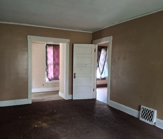 Photo - 1415 S Greenlawn Ave