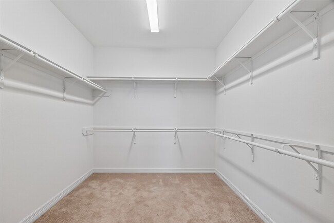 Photo - 2131 Islawild Wy