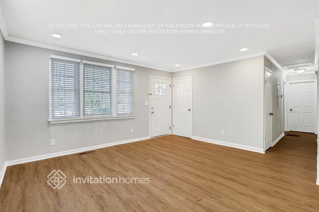 Photo - 367 Belgarde Pl SE