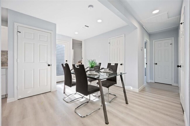 Photo - 9405 Cathedral Dr