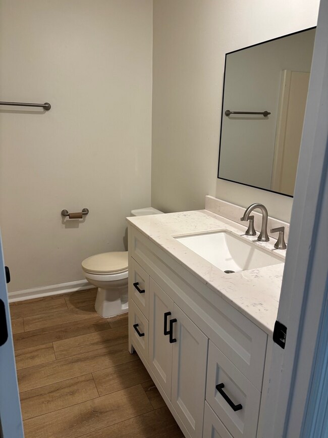 Photo - 349 Dolphin St