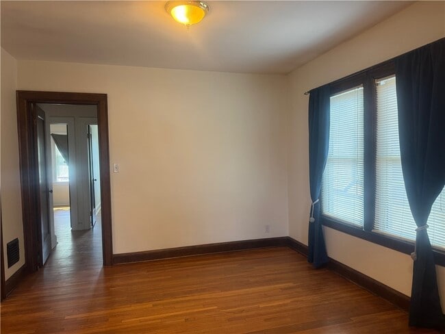 Photo - 102 Tulane Rd