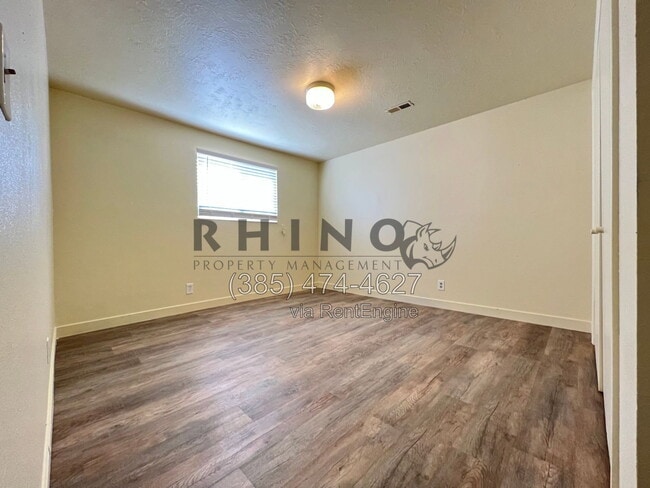 Photo - 778 E Enchanted Dr
