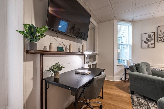 Photo - 519 N Euclid Ave Unit 1