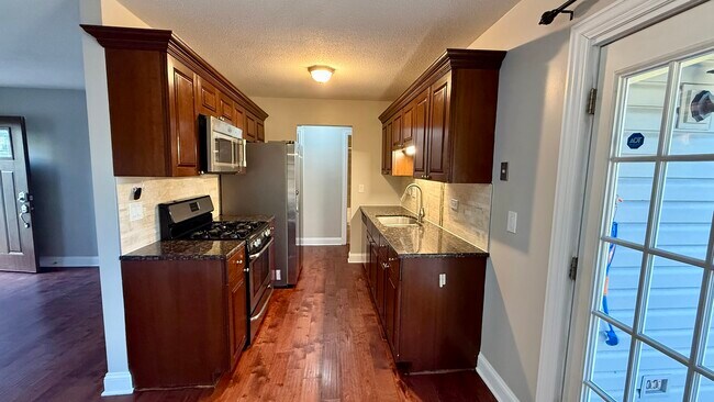 Photo - 785 Clearwood Ct