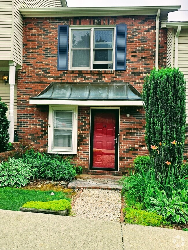 Building Photo - 2705 N Center St Unit 74 Rental