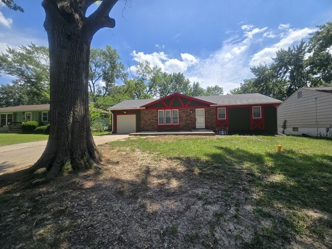 Photo - 8013 E 133rd St