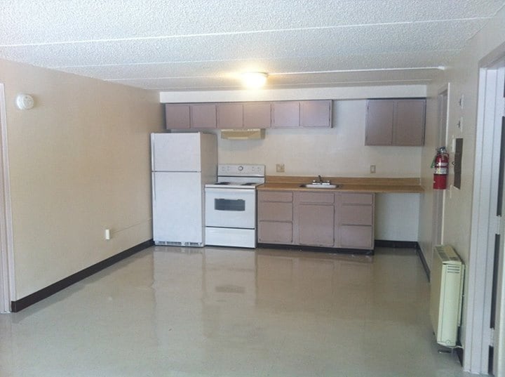 Photo - Campus Hill Apartments